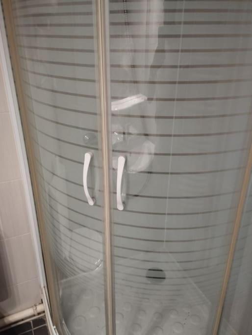 Studio Equipe Proche Aeroport Paris Cdg Apartment Vemars ภายนอก รูปภาพ