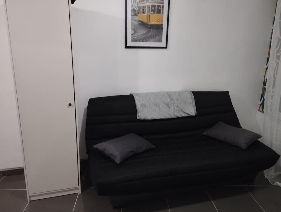 Studio Equipe Proche Aeroport Paris Cdg Apartment Vemars ภายนอก รูปภาพ